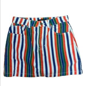 Size medium, forever 21, colorful skirt